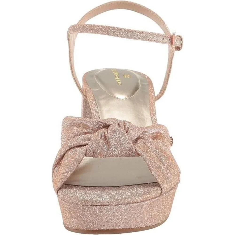 Bandolino Prezley Women's Prezley Heeled Sandal champagne rose Gold size 8.5